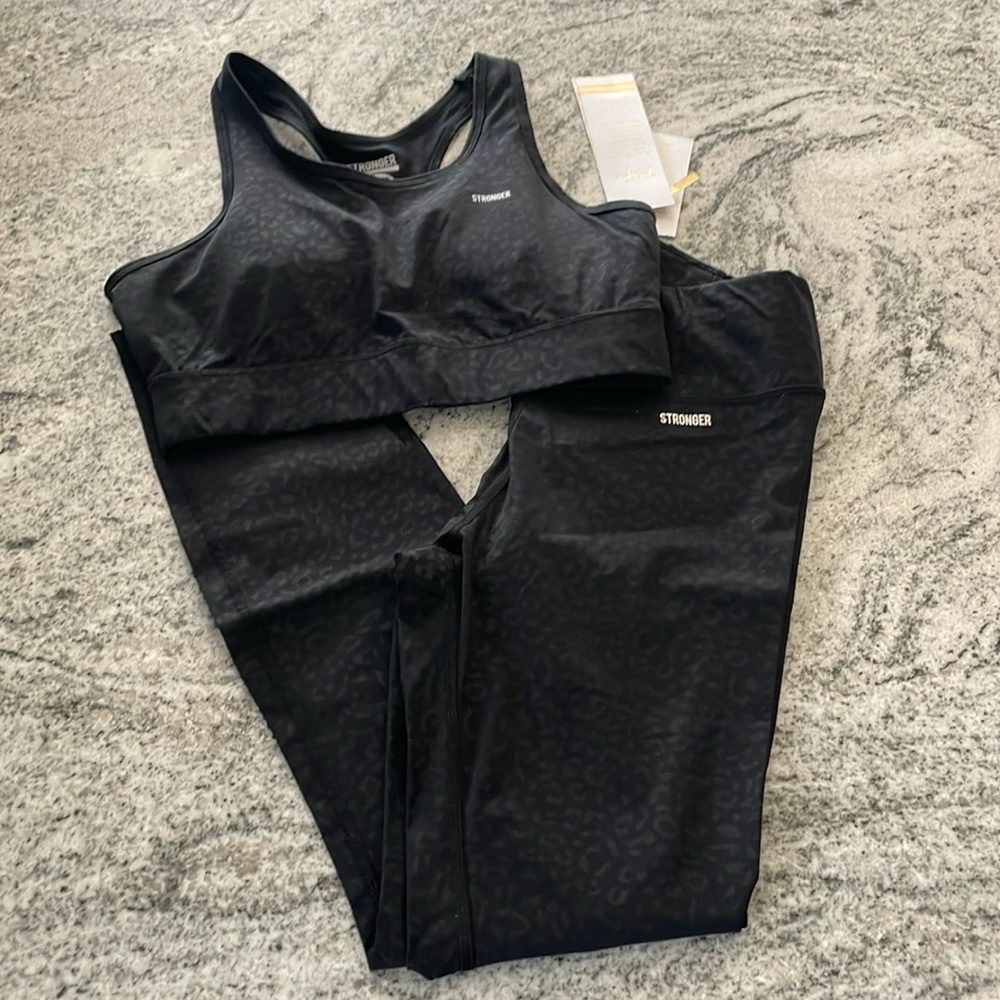 Stronger Workout Set l Small